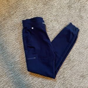 Figs Women’s tall jogger scrub pants